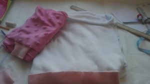 sweat licorne, tissu minkee, doubleyou création